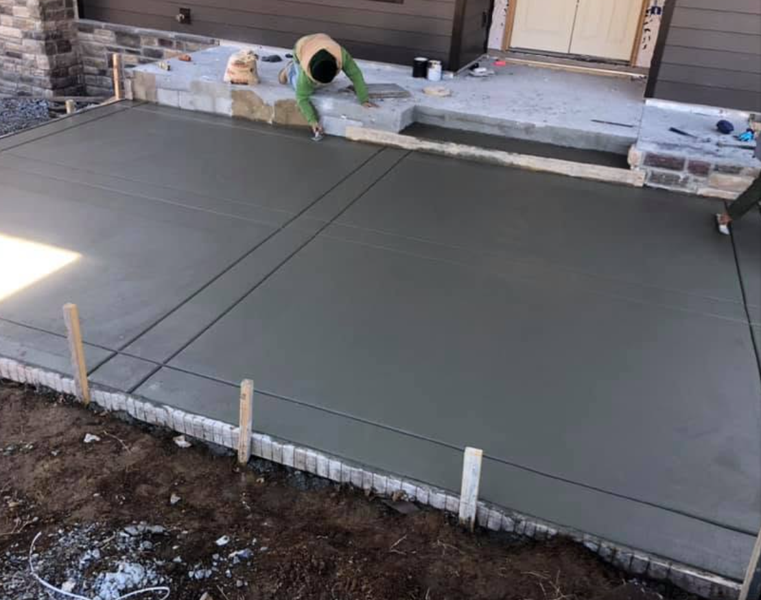 Front entry slab and stone landing — concrete work by Williams Concrete Services in Sumner County, TN
